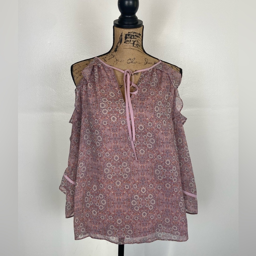 LC‎ Lauren Conrad Floral Top Size S Color Pink Chiffon Cold Shoulder Sheer Lined